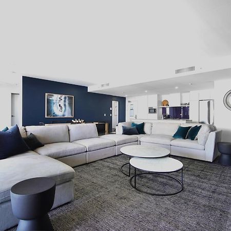 Circle On Cavill Sub Penthouse W/ 4 Bedrooms Gold Coast Exterior photo