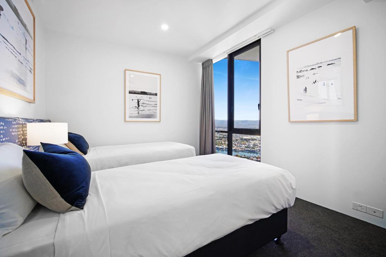 Circle On Cavill Sub Penthouse W/ 4 Bedrooms Gold Coast Exterior photo