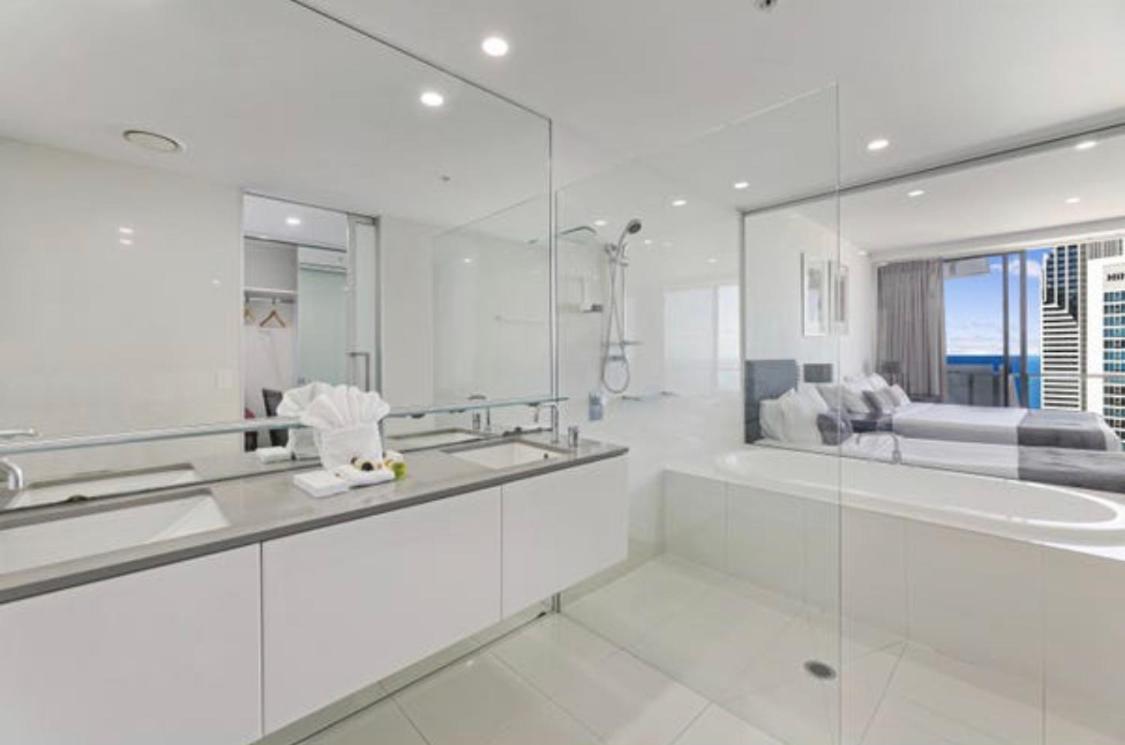 Circle On Cavill Sub Penthouse W/ 4 Bedrooms Gold Coast Exterior photo