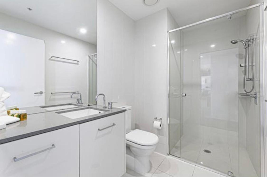 Circle On Cavill Sub Penthouse W/ 4 Bedrooms Gold Coast Exterior photo